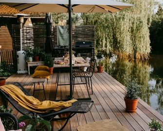 Beautiful Romantic Chalet in Geel - Geel - Innenhof