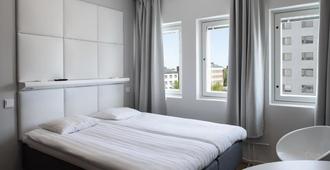 Omena Hotel Vaasa - Vaasa - Bedroom