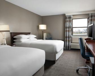 Sheraton Westport Chalet Hotel St. Louis - St. Louis - Bedroom