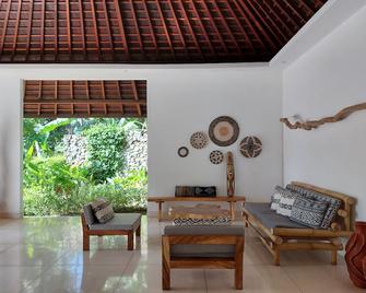 Villa Rubi - Mataram - Sala de estar