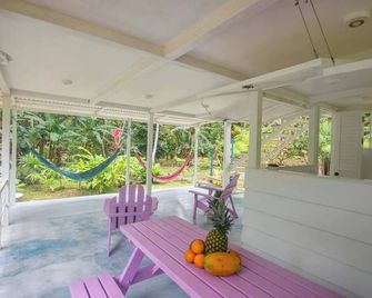 Casa Río Jungle Haven - Beach & Jungle Adventure - Manzanillo - Patio