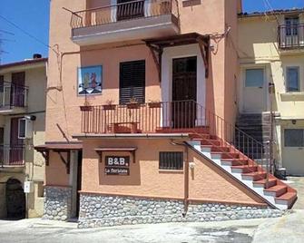 La Meridiana Bed & Bike - Celico - Edificio