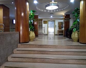 New Ambassador Hotel - Harare - Hall d’entrée