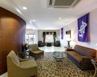 Comfort Suites University - Abilene - Living room
