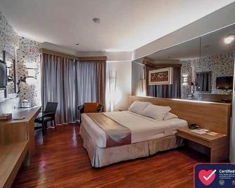Klub Bunga Butik Resort - Malang - Habitación