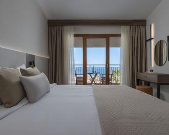 Alia Palace Hotel - Adults Only - Pefkochori - Bedroom