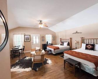 The Salado Inn Kolb Suite - Salado