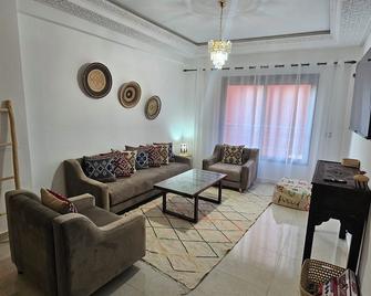 Charming Apartment in Essaouira - Essaouira - Wohnzimmer