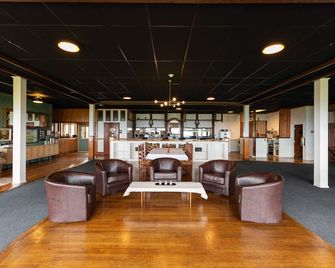 The Perch Hotel - Hensonville - Lounge