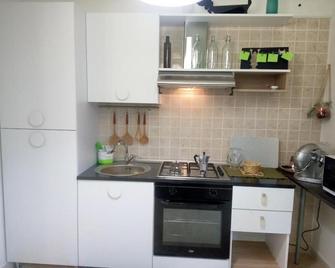 Casa Oria Friendly - Oria - Cocina