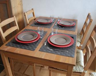 Studio + Cabin 4p On The Slopes In Tignes Val Claret - Tignes - Dining room