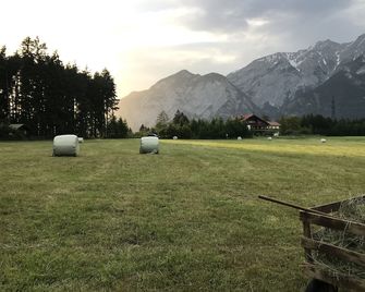 Landhotel Gasthof Eichhof Natters - Natters - Vista esterna