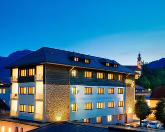 Hotel zur Post - Ruhpolding - Toà nhà