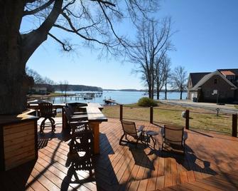 Cottage At Sunset Key - Great Weekend Get Away! - Lake Norman of Catawba - Balcony