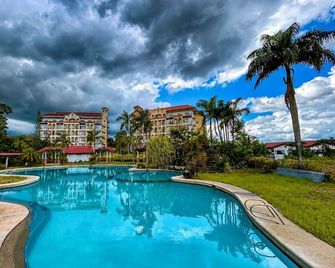 Graceland Resort Tayabas Quezon - Tayabas