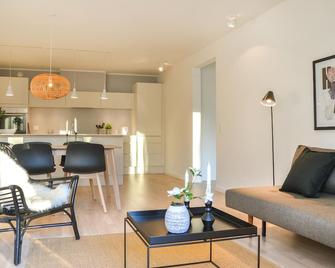 One-Bedroom Apartment In Helsingor - Helsingør - Pokój dzienny