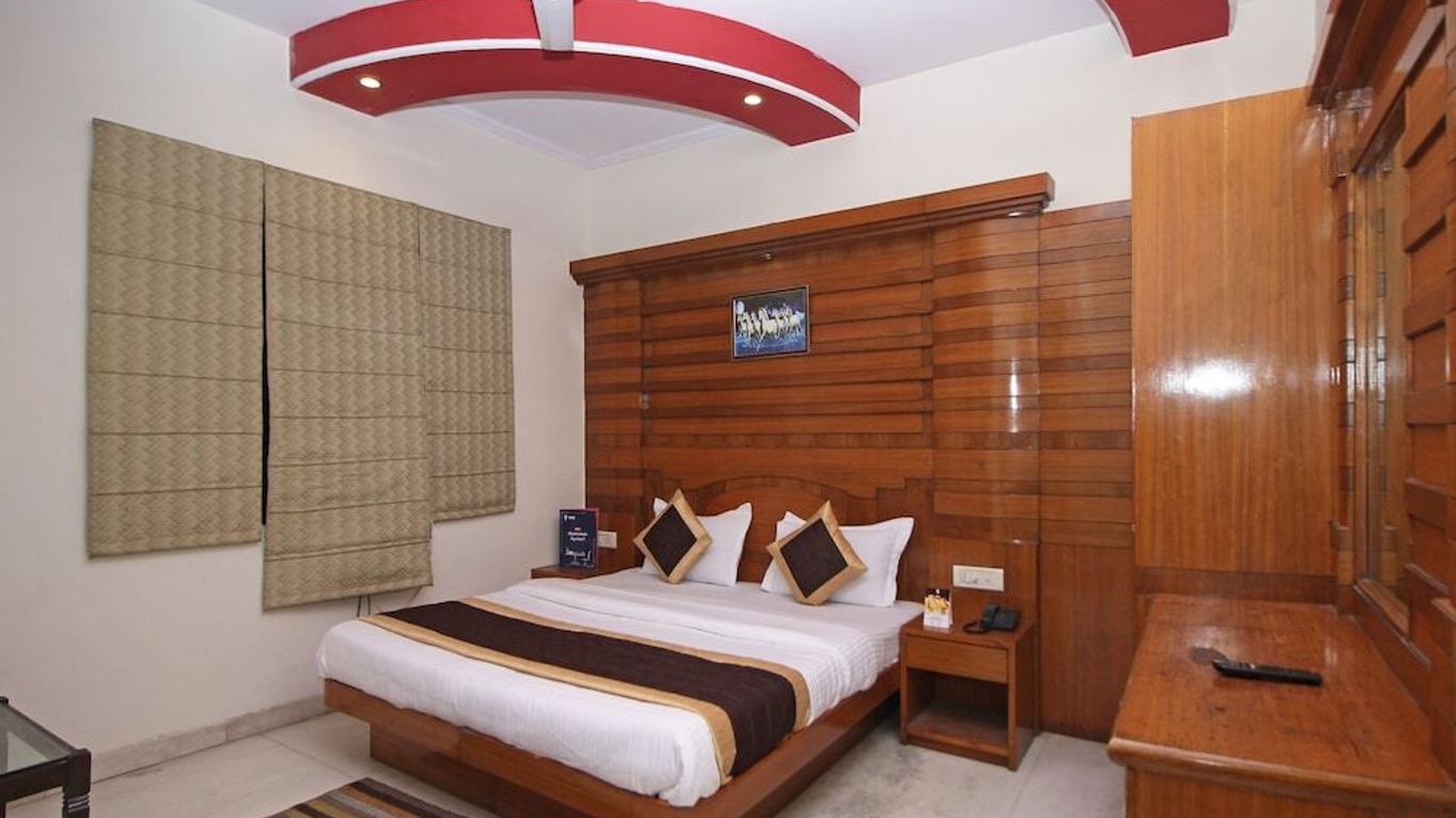 Oyo 8336 Hotel De Gold
