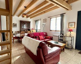 Manureva - Saint-Quentin-en-Tourmont - Sala de estar