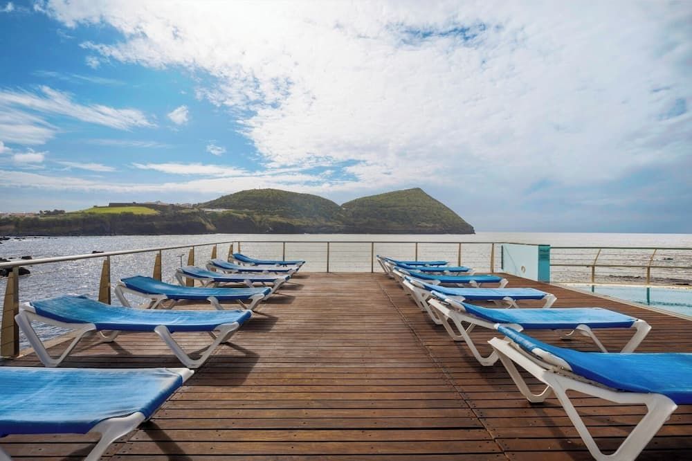 هوتل دو كاراكول - انغرا دو هيرويسمو - شرفة