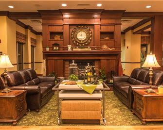 هيلتون جاردن إن بانجور - بانغور - غرفة معيشة