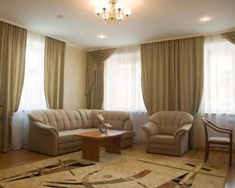 Dejavu Hotel - Orel - Living room
