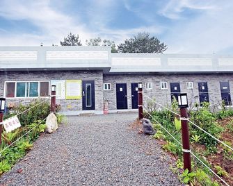 Padowa Noeul Camping - Taean - Building