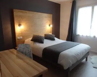 Hotel Castel - Neuves-Maisons - Habitación