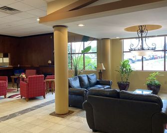 Quality Inn Buffalo Airport - Búfalo - Lobby
