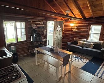 Rustic Lodge - Cabin #2 - Prudenville