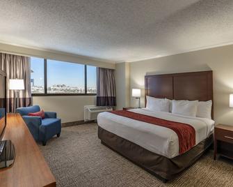 Comfort Inn & Suites At Copeland Tower - Metairie - Slaapkamer