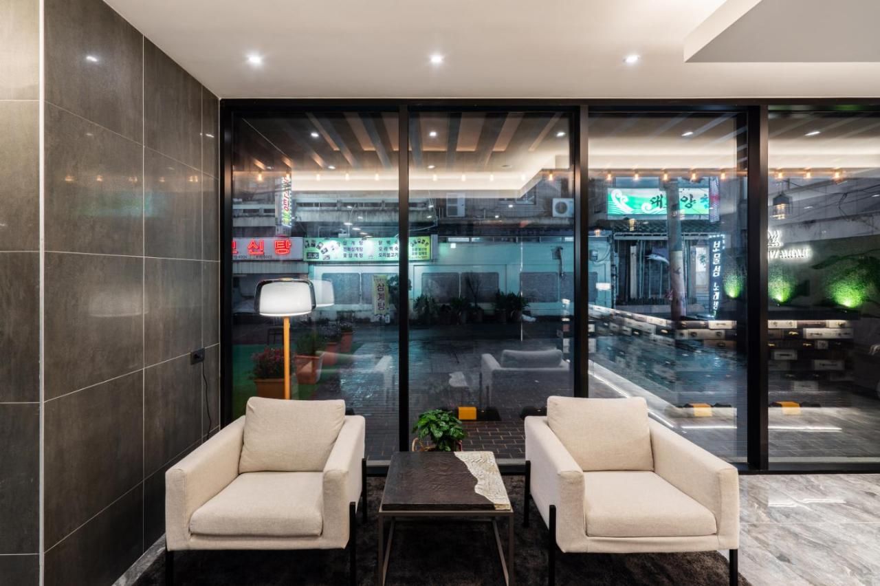 Lala Vianco Business Hotel thumbnail 3