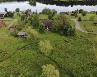 Lakeview cabin close to bike/hiking trails, the Allegheny River and more. - Emlenton - Vista del exterior