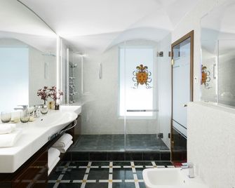 Living Hotel De Medici - Düsseldorf - Habitación