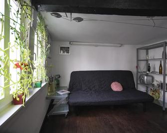Hexenhäuschen Dreieichenhain - Dreieich - Wohnzimmer