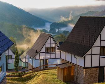 Luxurious maisonette with sauna, located in nature - Heimbach - Gebouw