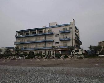 Capo Nettuno Hotel - Capo d'Orlando - Building