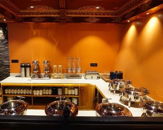 Gakhil Boutique Hotel - Darjeeling - Buffet
