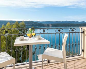 Hotel Villa Nova - Неум - Балкон