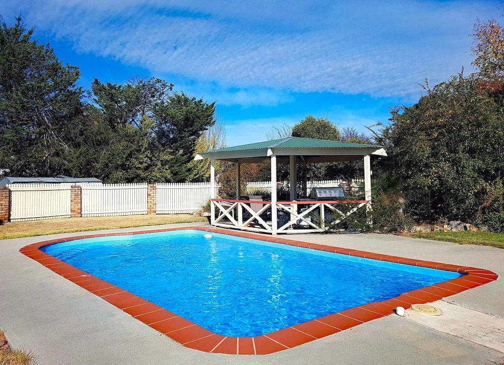Rest Point Motor Inn - Glen Innes - Bazén