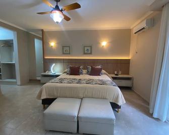 Orquideas Hotel & Cabañas - Puerto Iguazú - Habitación