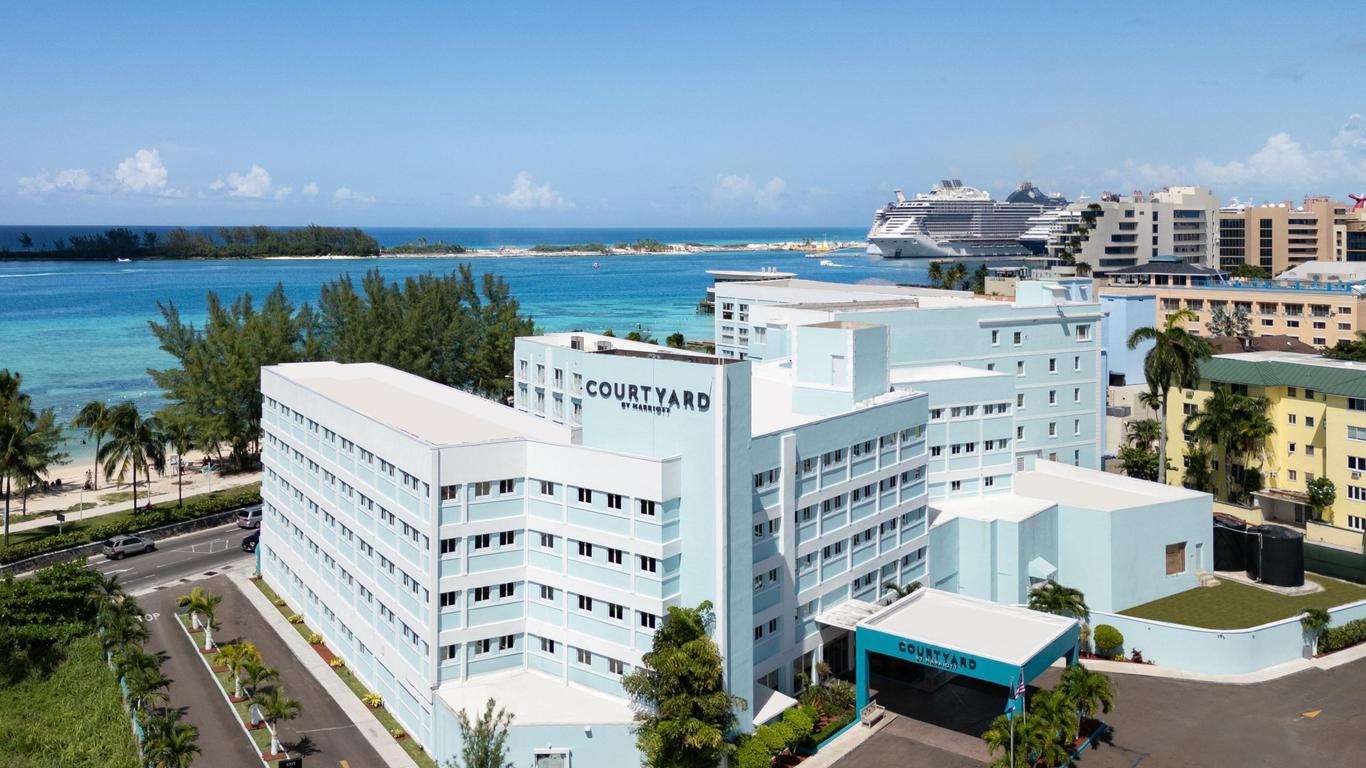 Courtyard by Marriott Nassau Downtown/Junkanoo Beach