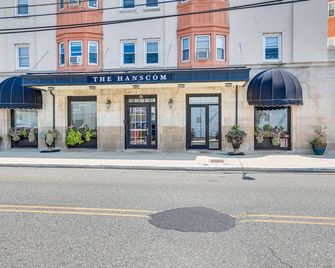 Family-Friendly Ocean City Condo Walk to Beach! - Ocean City - Building