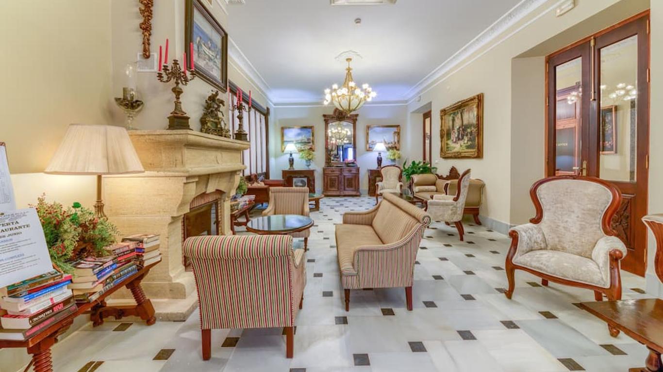 雷格拉海灘酒店 - 奇皮奧納