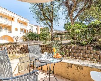 Apartment Caesar Domus-7 by Interhome - Saint-Tropez - Uteplats