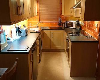 Castleyards Apartment 12 - Kirkwall - Kitchen