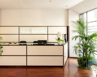 Hotel Kursaal Bb - Salsomaggiore Terme - Front desk