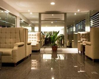 Hotel St. Ellis - Legazpi City - Lobby