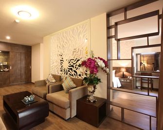 Minh Tam Hotel & Spa 3/2 - Ho Chi Minh City - Living room