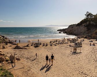 htop Molinos Park - סאלו - חוף