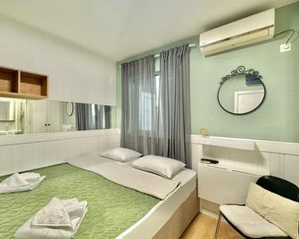 Apartmani Terminal - Budva - Bedroom